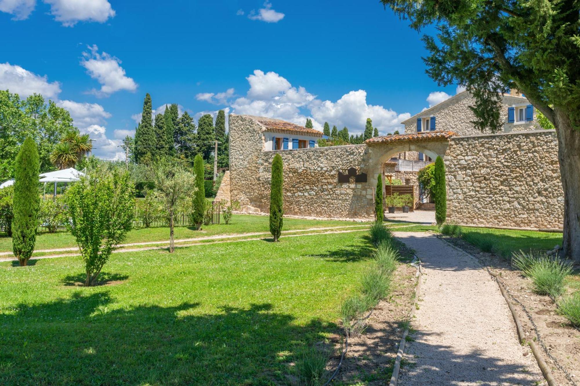 Le Mas De La Vincane Pernes-les-Fontaines Bagian luar foto