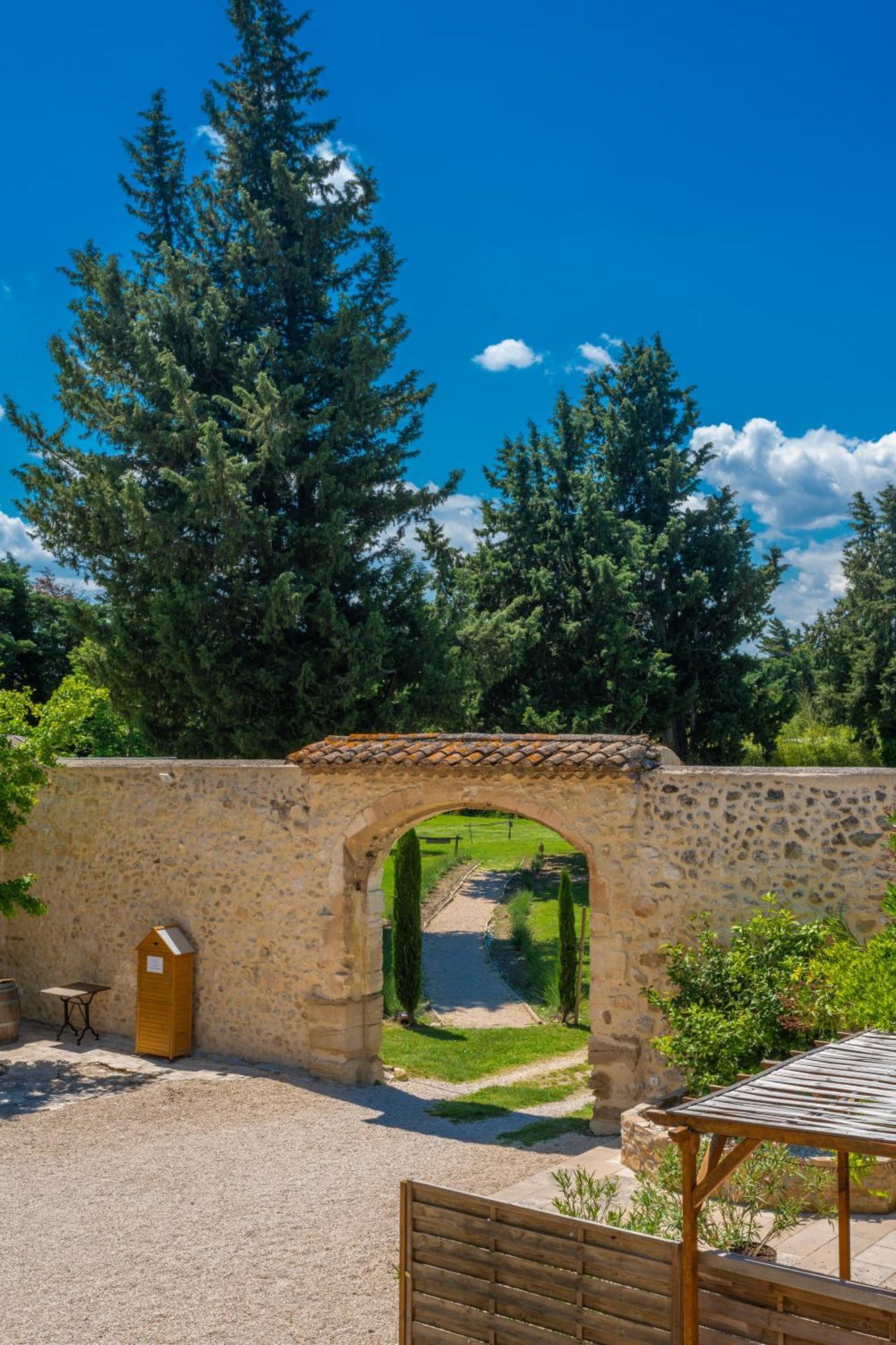 Le Mas De La Vincane Pernes-les-Fontaines Bagian luar foto